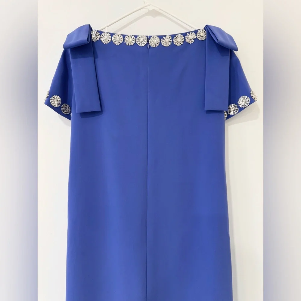 CAROLINA HERRERA Crystal-Trim Boatneck Column Gown With Shoulder Bows Maxi Dress - Picture 9 of 15